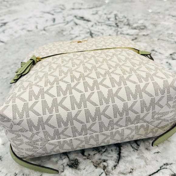 Michael Kors signature medium slim backpack sage NWT Authentic - Picture 11 of 11